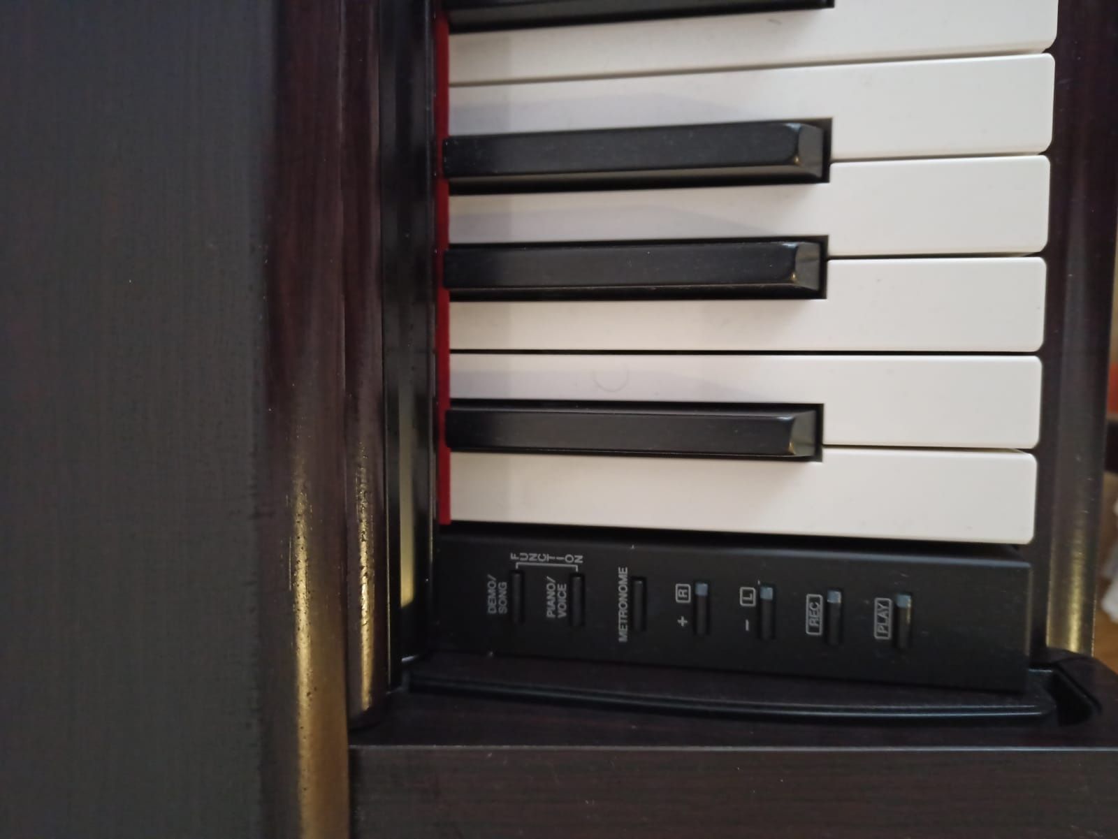 Цифрове фортепіано Yamaha Arius UDP 144