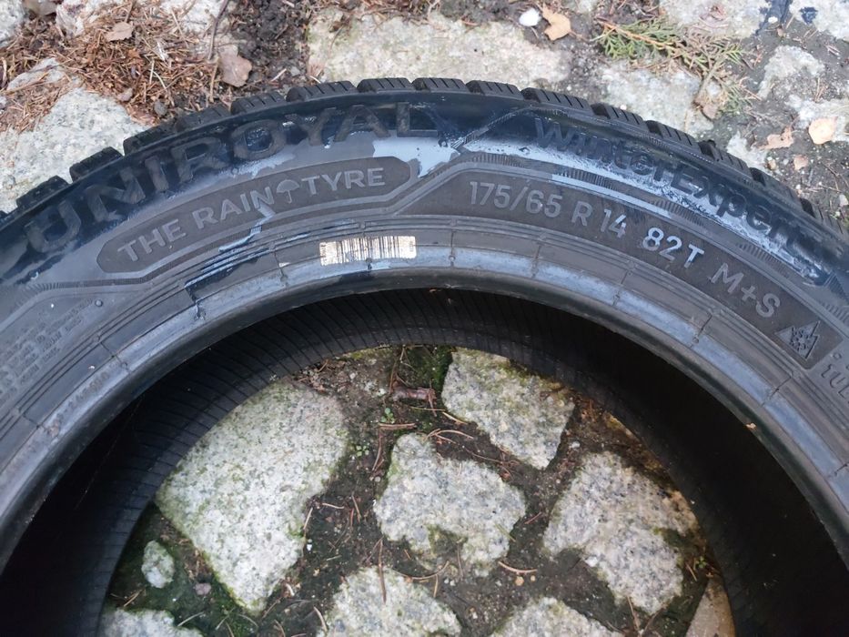 Opony zimowe 175/65/14 Uniroyal  2024rok