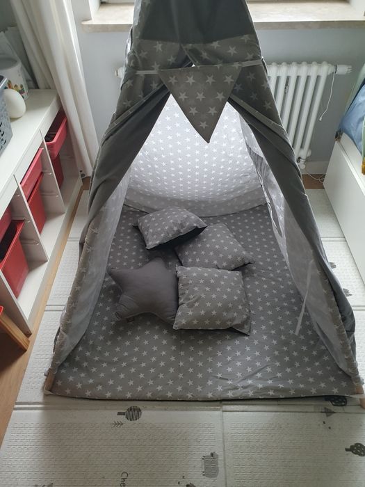 Namiot dla dzieci Tipi, wigwam, szare w gwiazdki, 4 poduszki