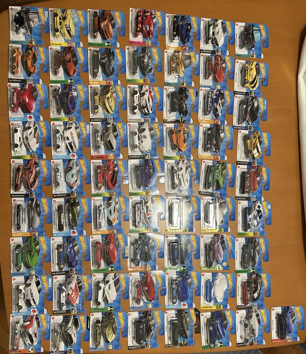 64 carros hot wheels