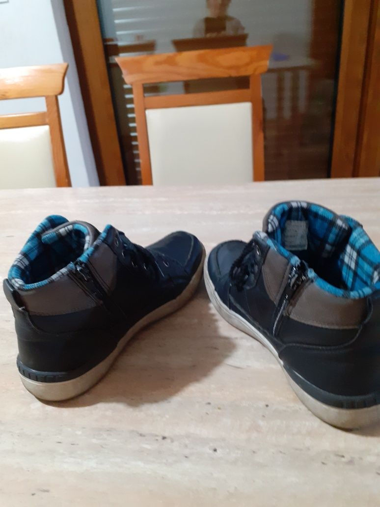 Buty chłopięce rozm 36