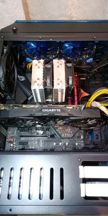Предзаказана 1080 ti на 11 гиг идеал полный комплект