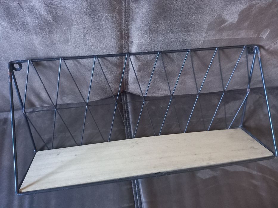 Mini estante em ferro