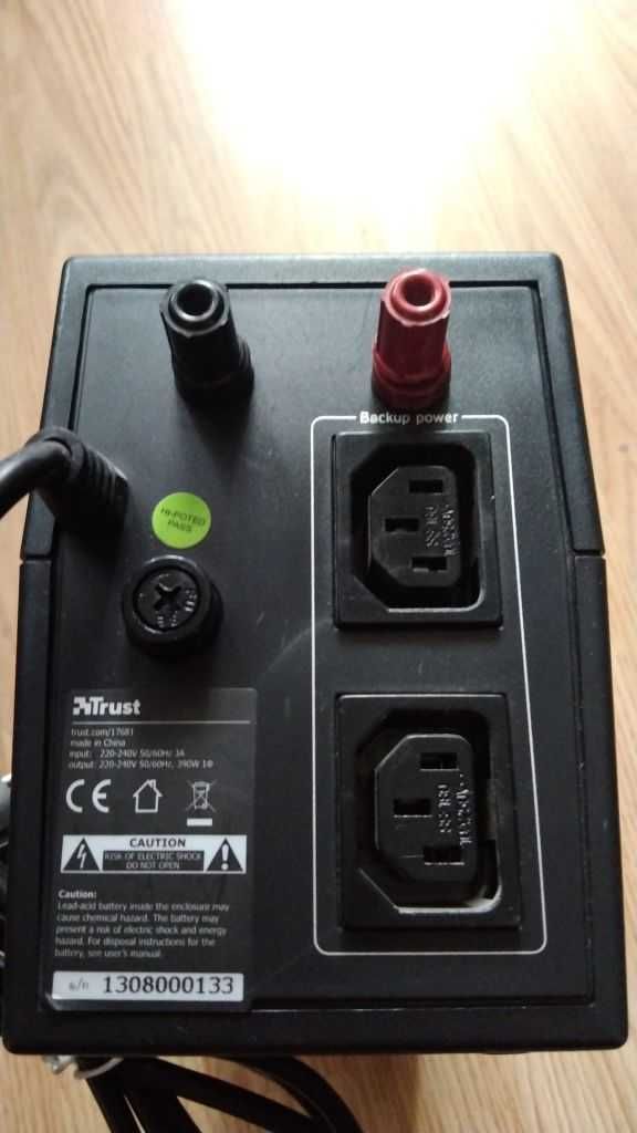 ИБП Бесперебойник UPS 390 VA