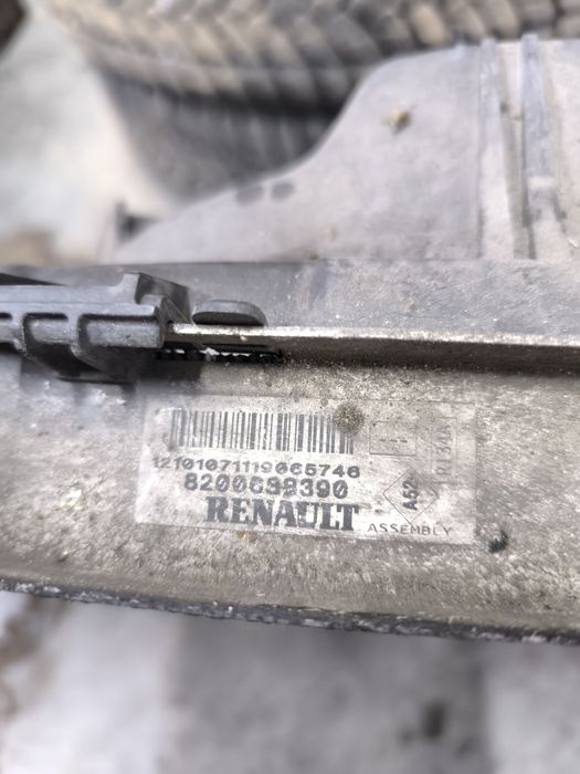 Renault Clio III 1,5 dci chłodnica wody klimatyzacjiwentylator