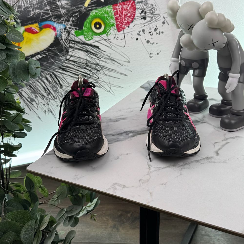 Кросівки Asics Gel Pulse 37.5 розмір 3889