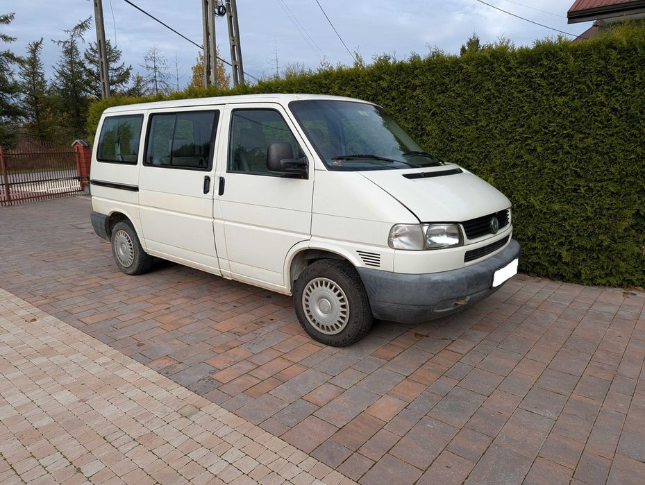 VW T4 2.5 TDI Caravelle 8-osobowy