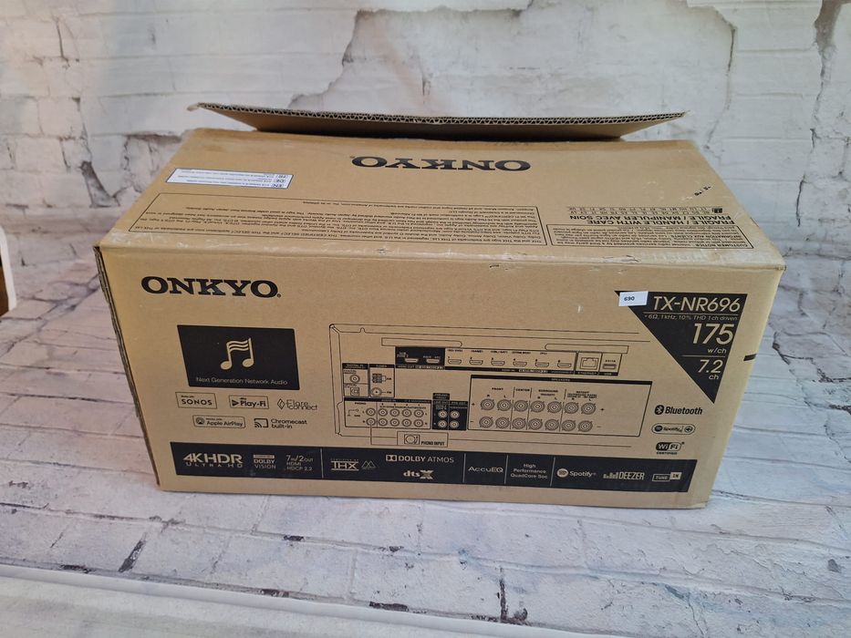7.2  Onkyo Tx-nr696  Wi-fi BT THX 4k/60p HDR Atmos Vtuner google Sonos