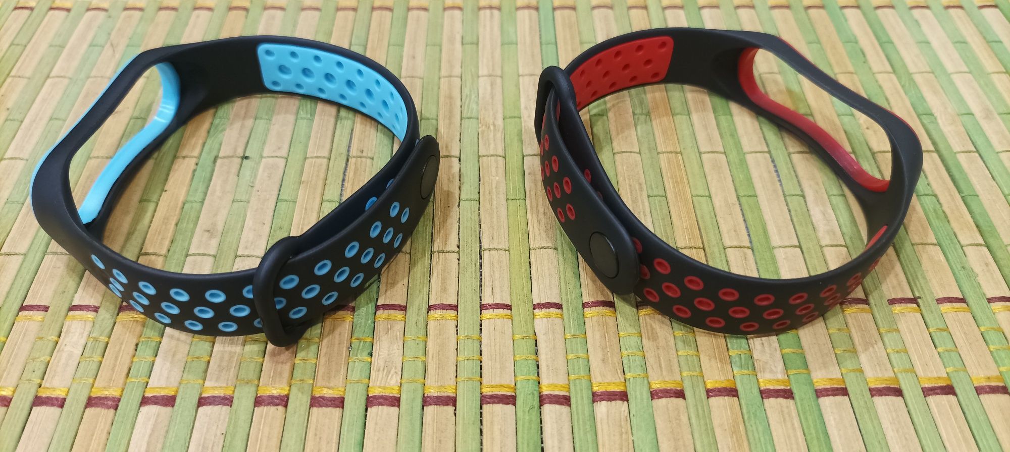 Продам браслеты на MiBand 3/4.