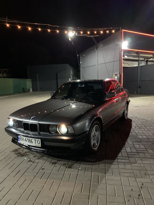 Продам BMW E34 M50B25