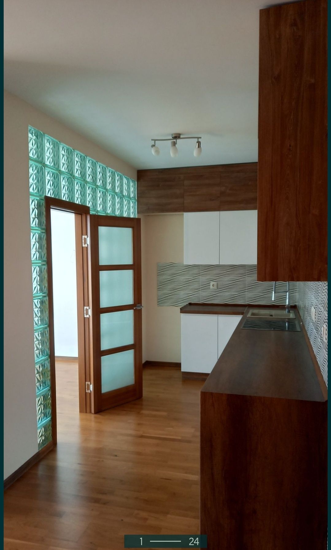 Продаж квартири в Новобудові 2017 року з ремонтом та вбудованою кухнею