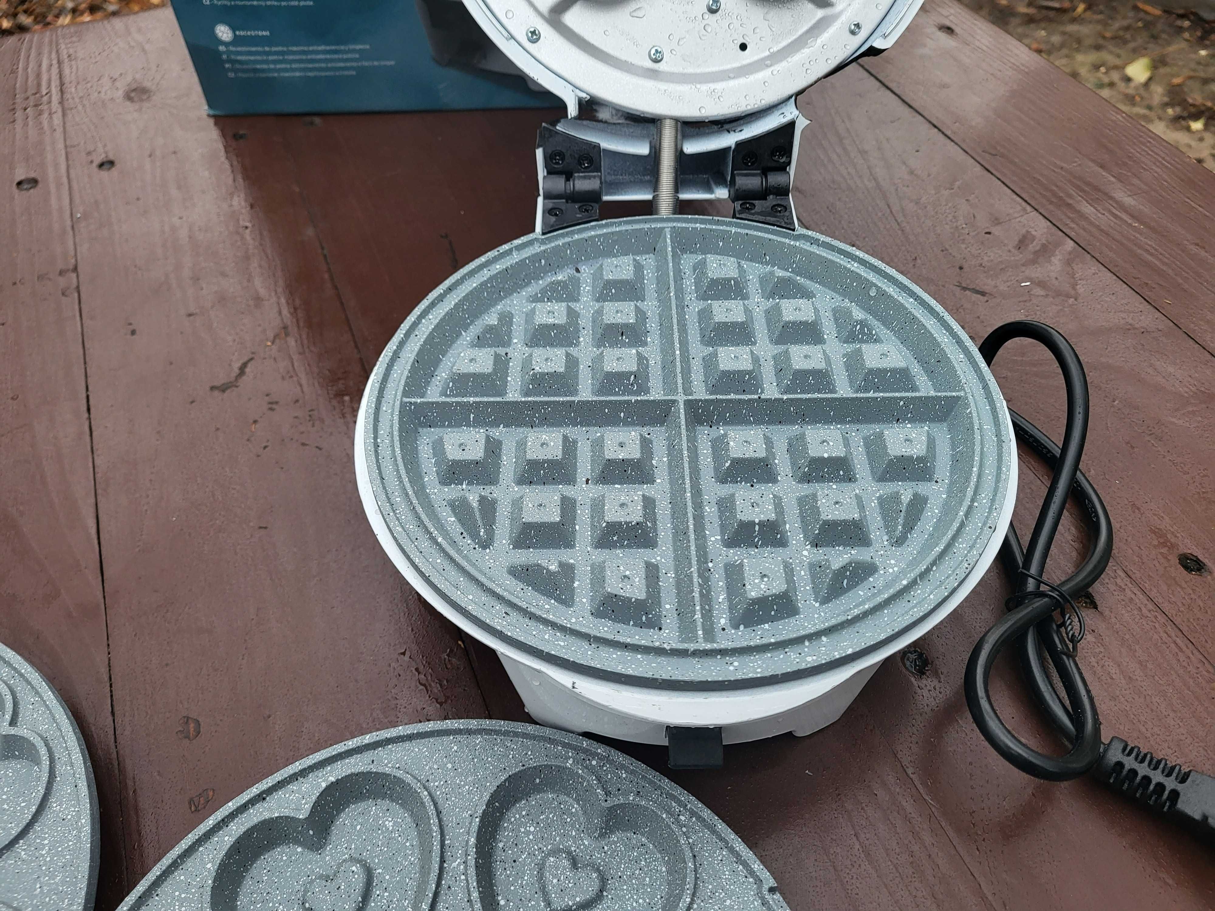 Gofrownica Cecotec Fun Gofrestone 3in1 700W wymienne wkłady babeczki