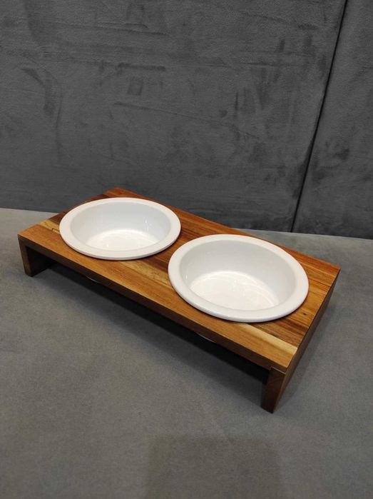 Komplet ceramicznych misek na bambusowym stelażu dla kota / psa