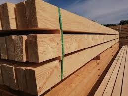 Drewno na konstrukcję krokwie belki łaty