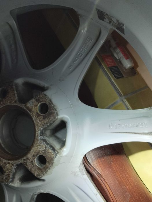 4 koła z oponami zimowymi do Hondy Civic VIII