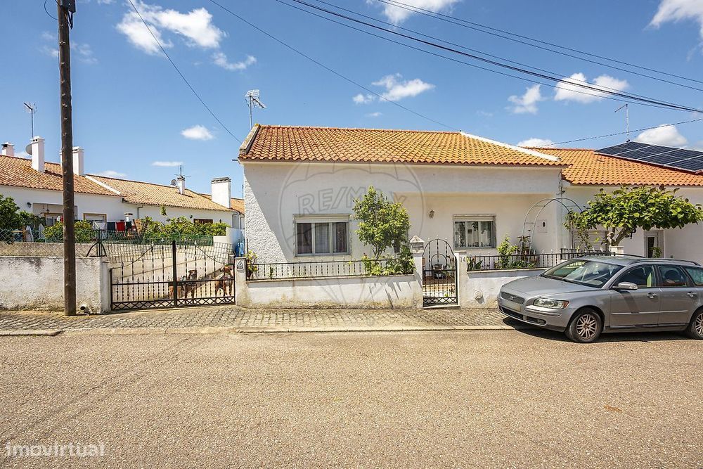 Moradia T4 para venda