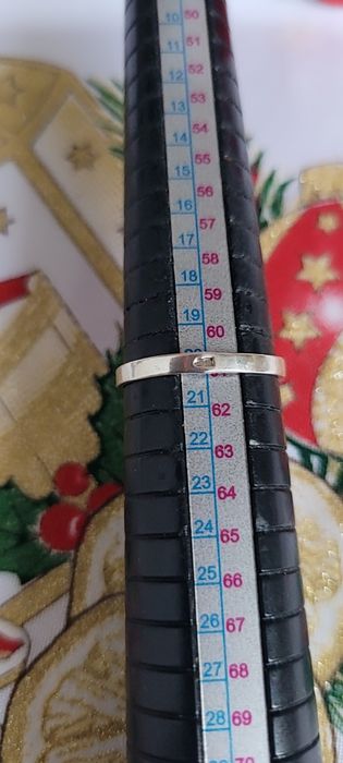 Srebrny pierścionek 925 z żółtym bursztynem