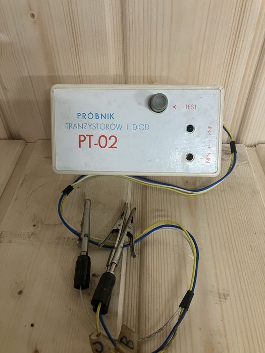 Próbnik tranzystorów i diod PT-02 | Vintage