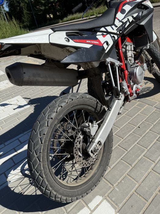 Motocykl SWM RS 125R