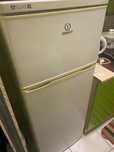 Холодильник Indesit