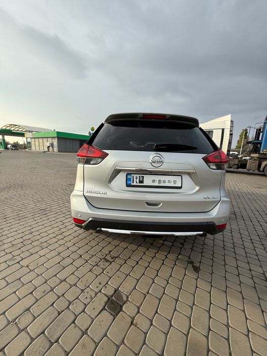 Nissan Rogue2020