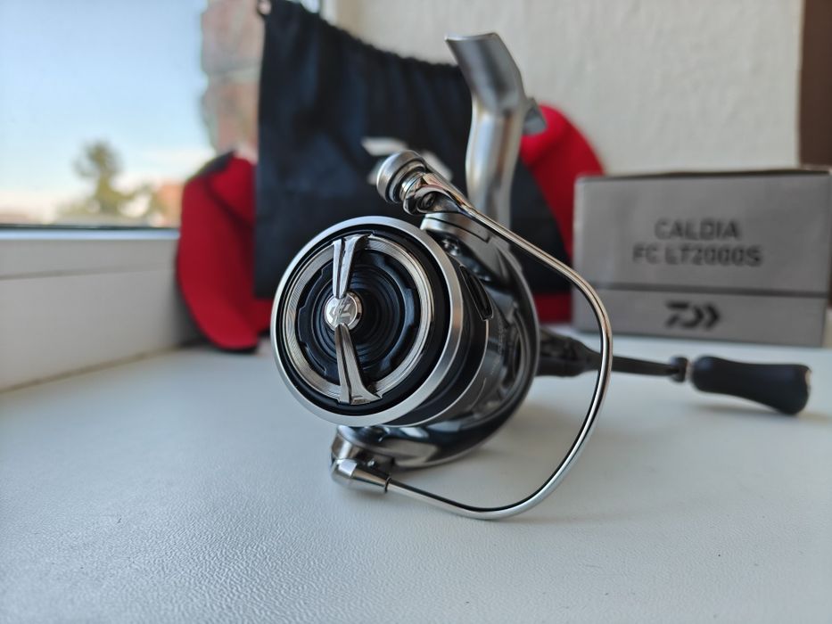 Катушка Daiwa 25 Caldia FC LT 2000S