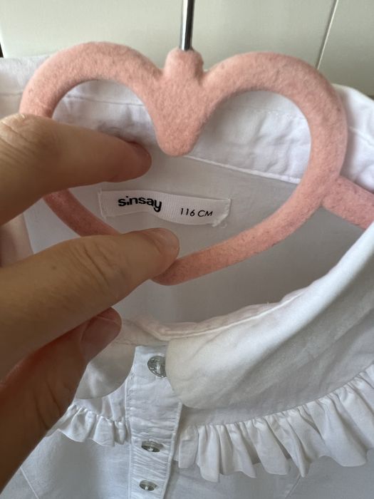 Продам сорочку білу шкільну 116 ріст Sinsay