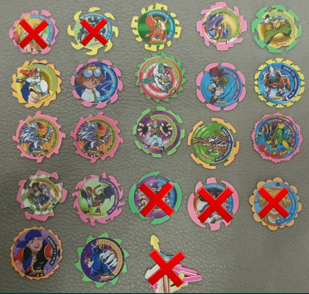 Tazos Beyblade Xtreme Spinners