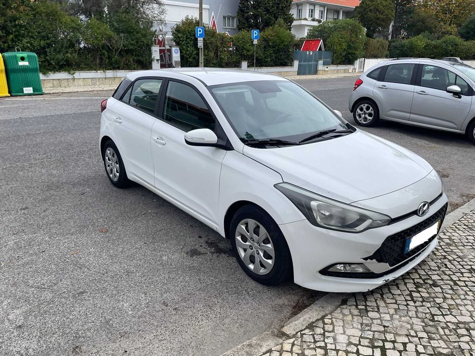 Hyundai i20 econômico