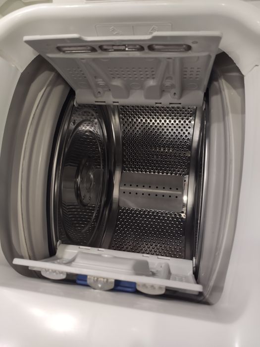 Продам пральну машину Electrolux