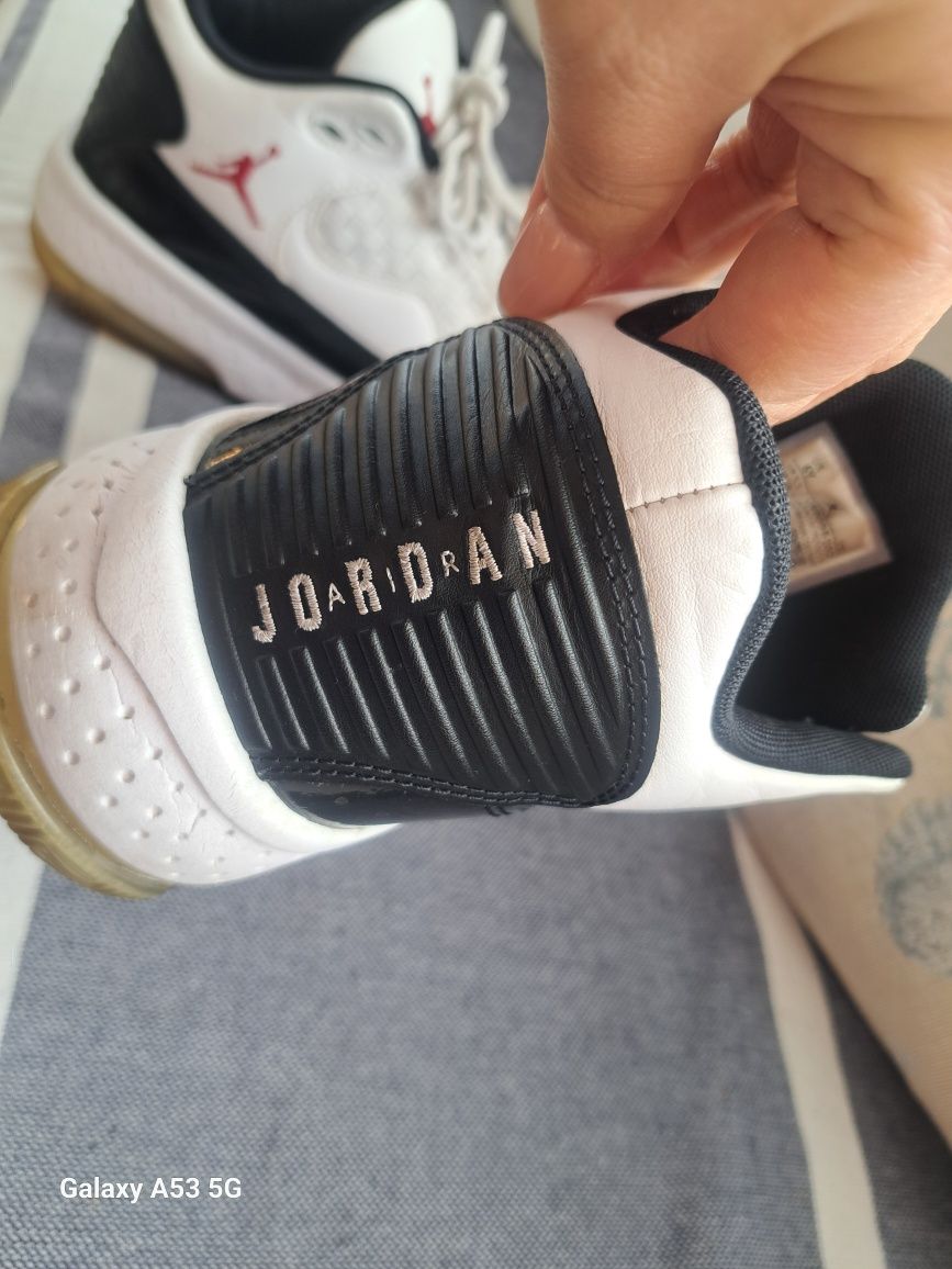 Buty Jordan Max aura 2 38.5