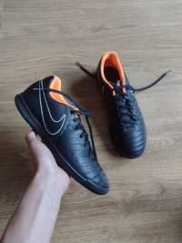 Buty Piłkarskie Sportowe Halówki Nike