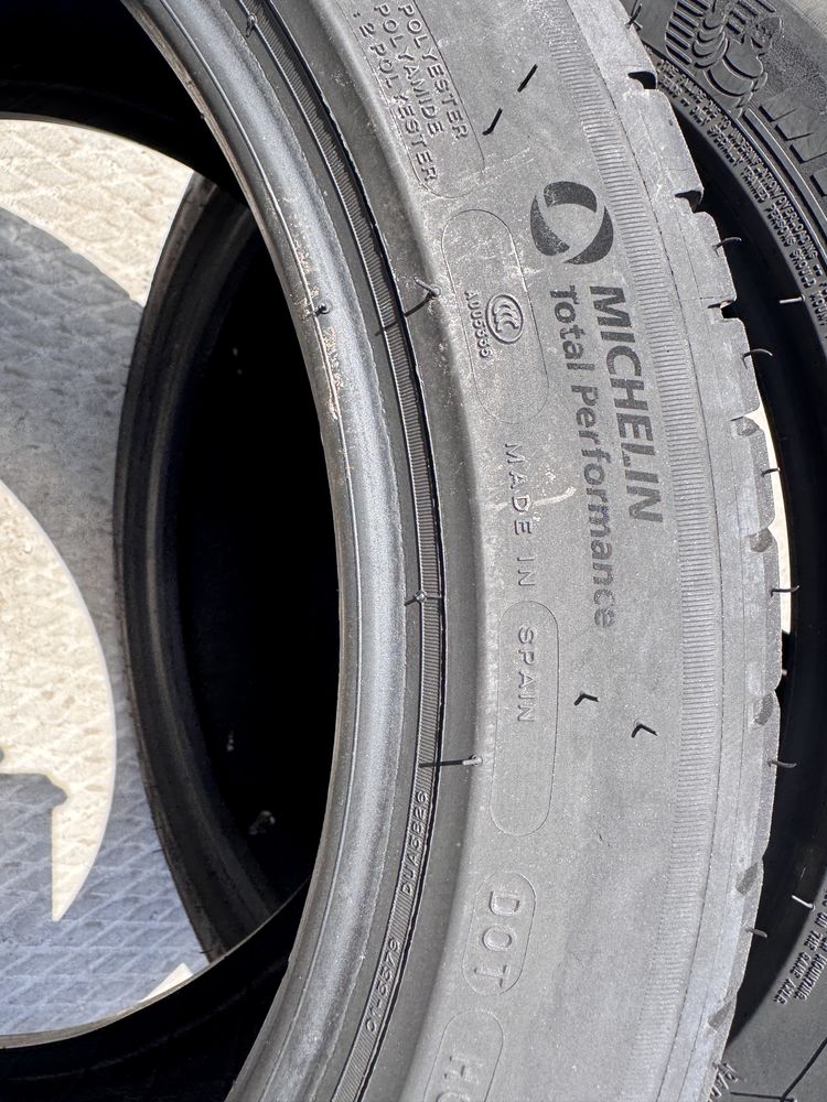 Резина Michelin 235/45 R18
