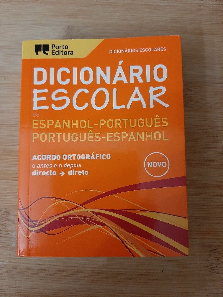 Dicionário escolar espanhol/português