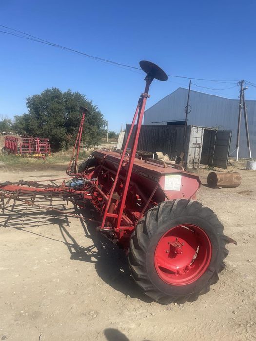 Сівалка СЗ-5.4 червона зірка