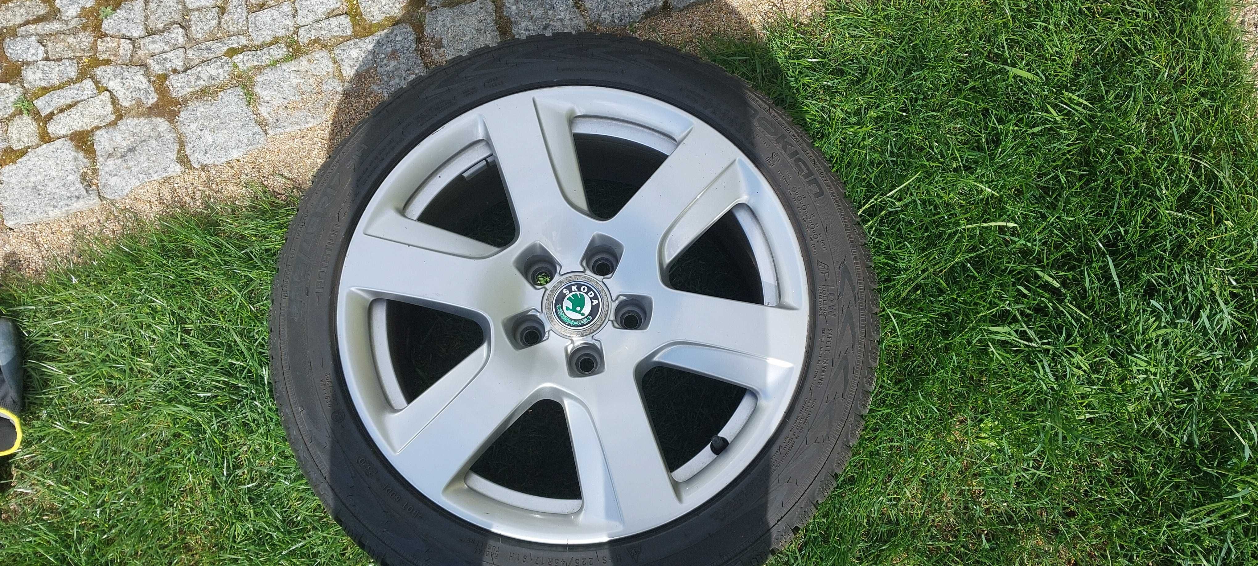 Felgi Audi Skoda Seat Vw 17' 5x112 7,5j et 37