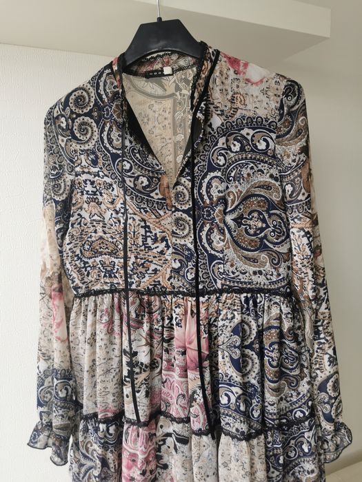 Norbi r. 36 śliczna sukienka zwiewna