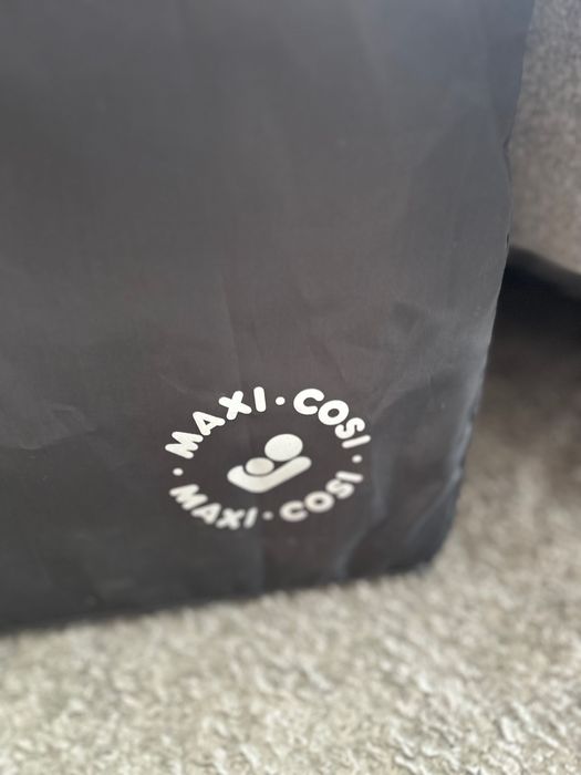Łóżeczko turystyczne Maxi Cosi Iris od 0