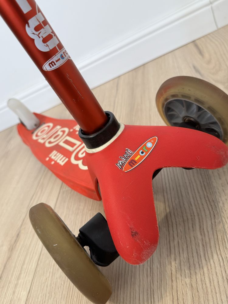 Hulajnoga Micro Mini czerwona, gratis kask