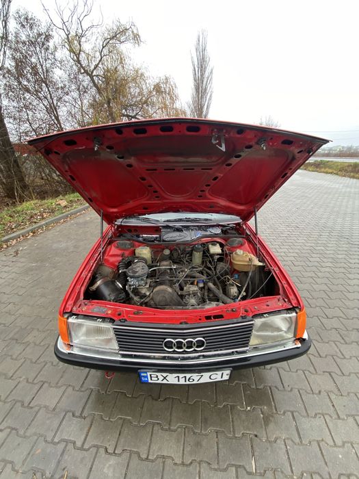 Audi 100 1.8 газ/бензин