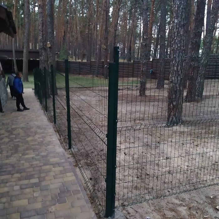 Забор из сварной сетки 3Д. Сетка для забора 3D. Калитки 3Д. Ограждение