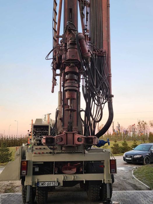 Wiertnica WIRTH , model: B1A/B2A, rok 1991, na samochodzie