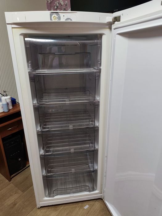 Морозильна камера Gorenje