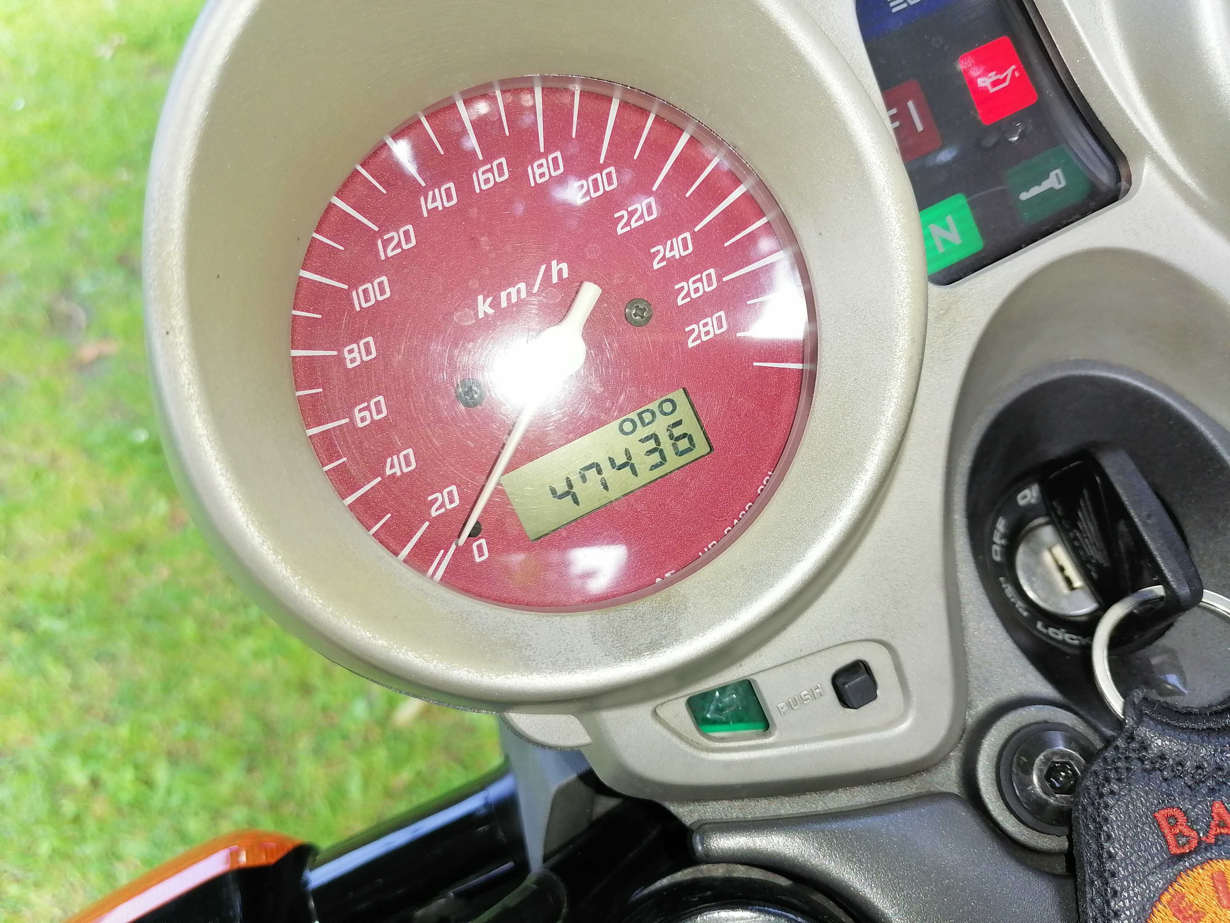 Honda X11 2000rok