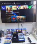 PS4 500GB + 8 jogos + extras