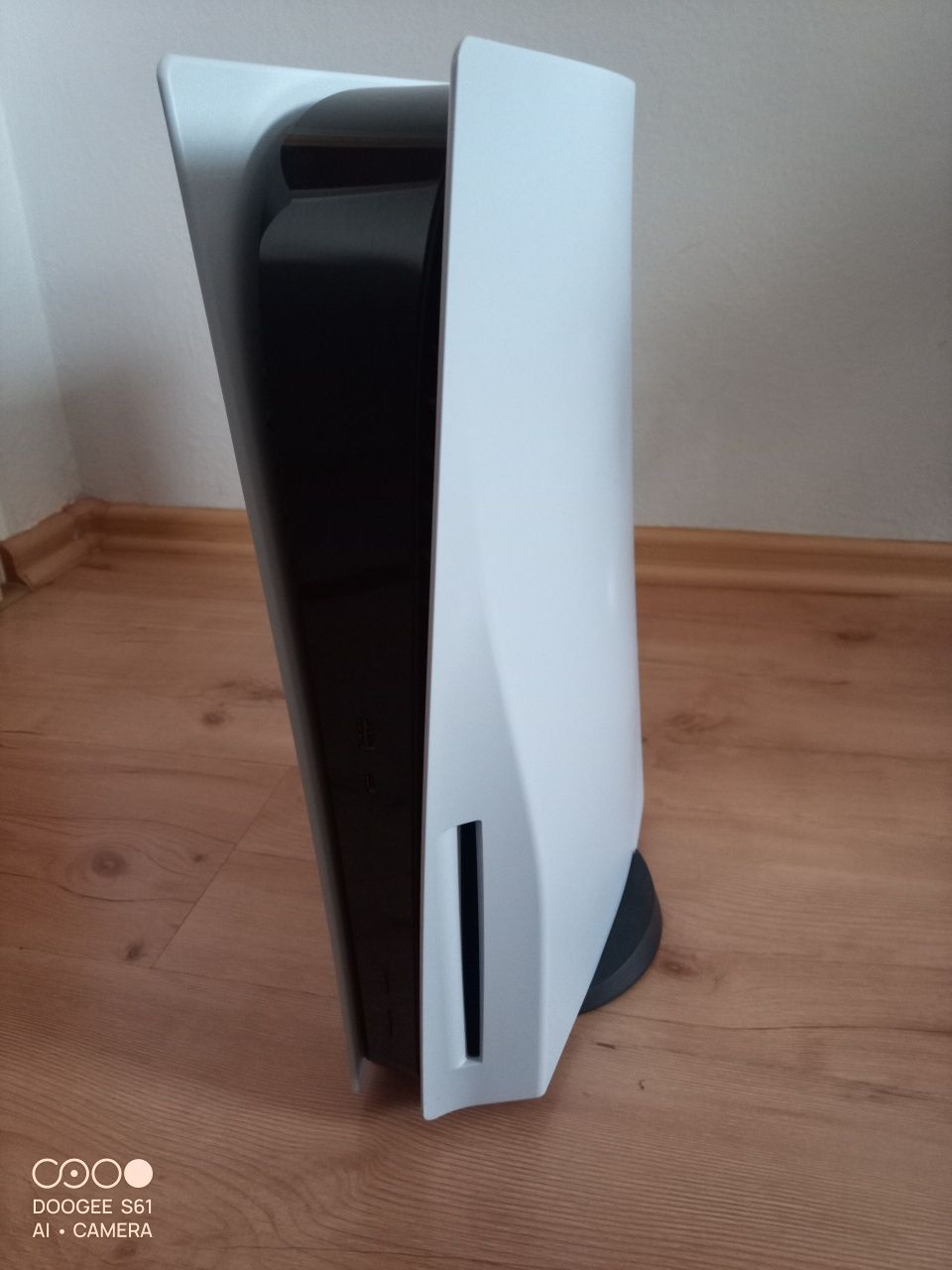 KONSOLA PS 5 sprzedam.