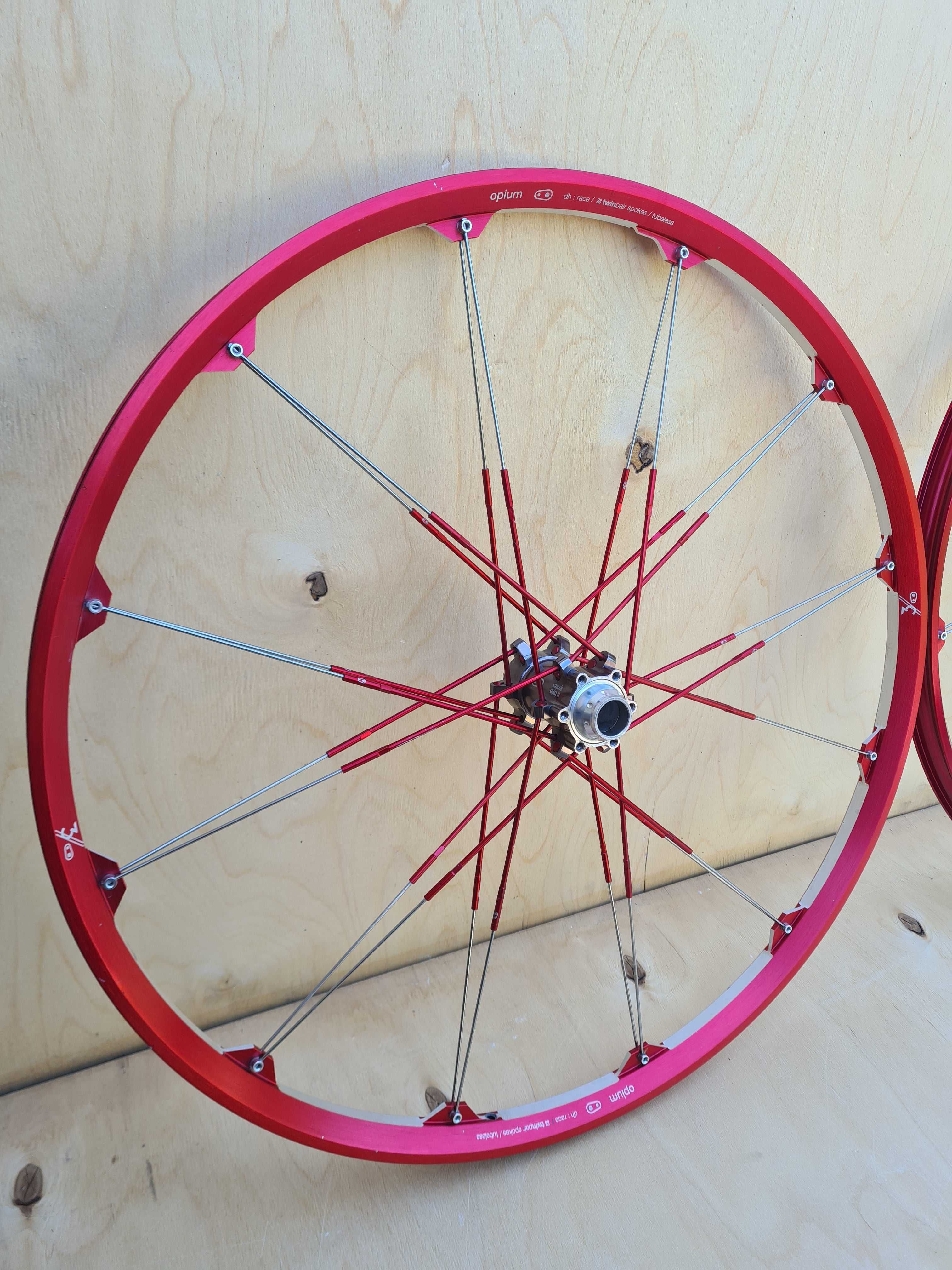 MEGA jak NOWE Crank Brothers Opium DH 12x150 QR 20 koła komplet !!!