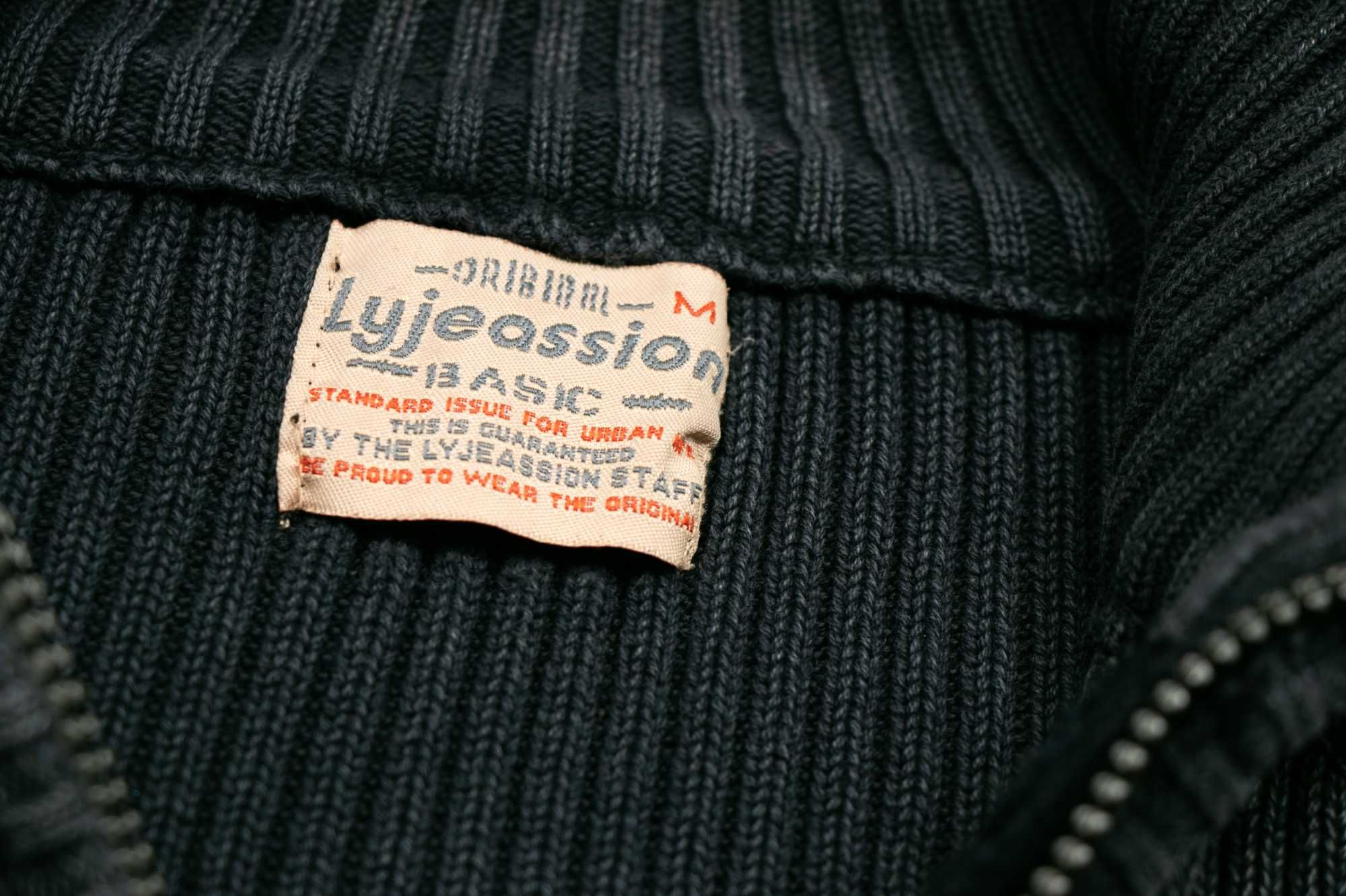 Sweter y2k diesel style slim washed L