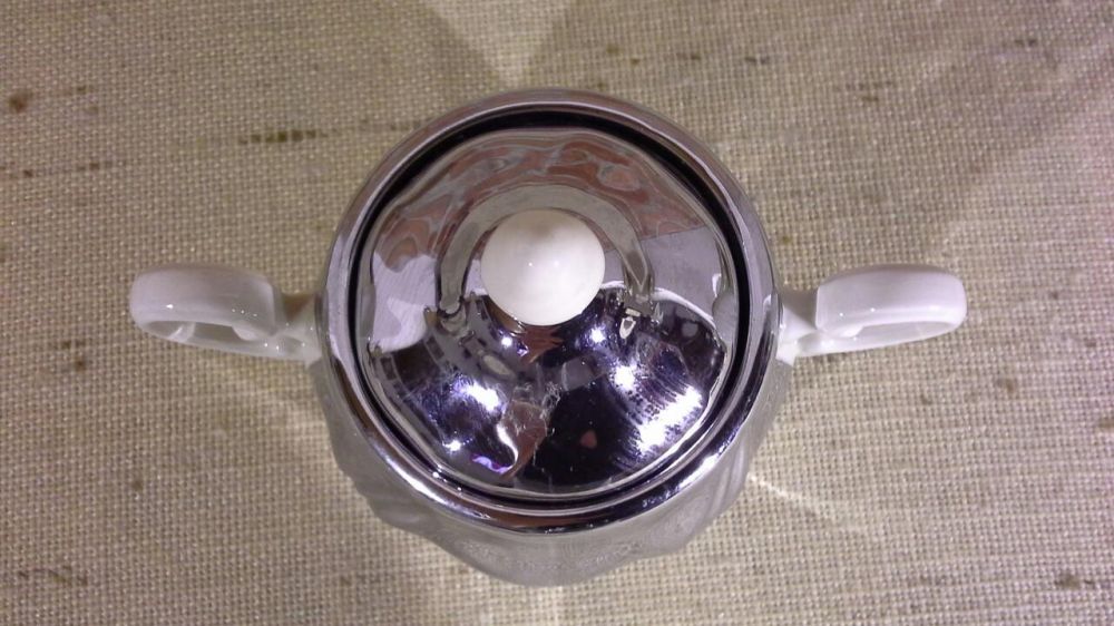 Cukiernica okuwana srebrem, Porcelana okuwana