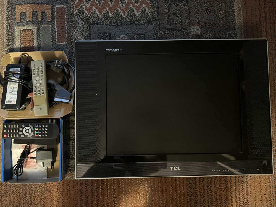 Telewizor TCL LCD 20B66 + Tuner OPTICUM Blue R265